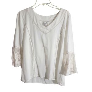 🎉 5 for $25 - Bell sleeves boho top